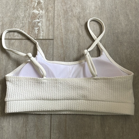 Off white swim top - Picture 2 of 2